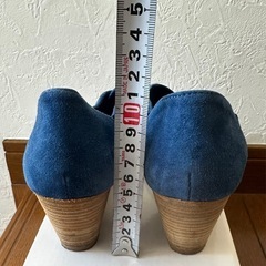 ガイモ　ウェッジソールスエードサンダルの画像