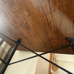 ダイニングテーブル　チェアの画像