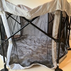 日本育児　　ベビーサークル　洗えてたためる　クラウドの画像