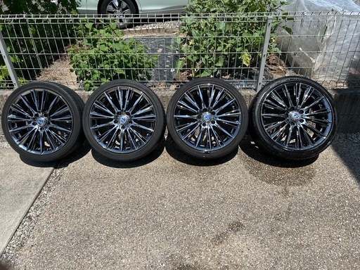 ホイール　ベルサスストラテジーアヴォウジェ　値下げ可能