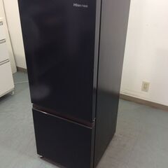 (8/16受渡済)JT9290【Hisense/ハイセンス 2ドア冷蔵庫】美品 2023年製 HR-D15FB 家電 キッチン 冷蔵冷凍庫 右開き 162L