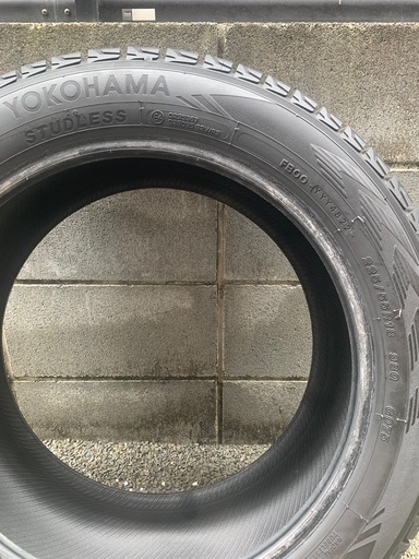 225/55R18 98Qスタッドレスタイヤ4本　ヨコハマタイヤ