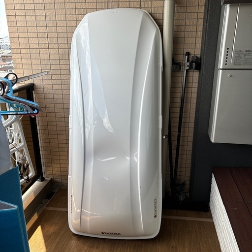 美品　イノー　ルーフボックス　ホワイト