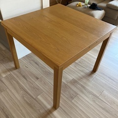 IKEA 引き出し式テーブル