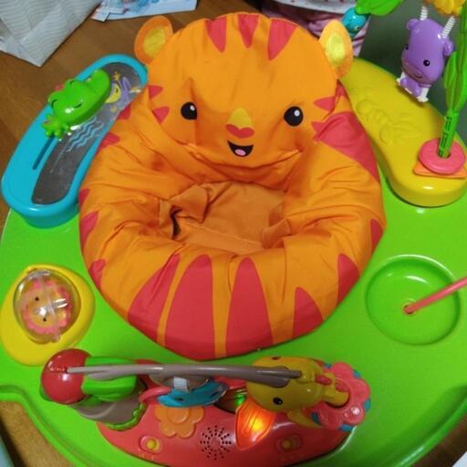 Fisher price ジャンパルー,