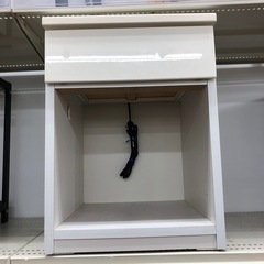 ナイトテーブル売ります