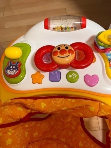アンパンマン歩行器・ディズニーガチャ