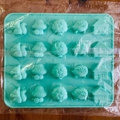 ※再値下げ※【新品・未開封】かわいいリスやハリネズミのシリコン型の画像