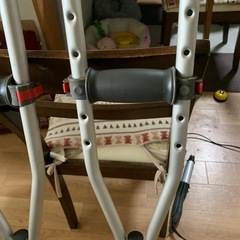 松葉杖の画像