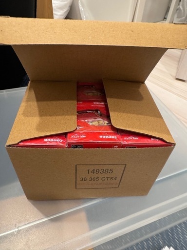 トミカプレミアム　フェラーリ　365 gts4 発売記念仕様　6台