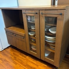 ROWYA 食器棚の画像