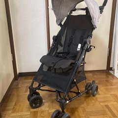 B型ベビーカー　　