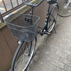 リサイクルショップどりーむ荒田店 No1397 自転車　２７インチ　ママチャリ　LEDライト付き　シンプルで乗りやすい♪　人気の黒♪の画像