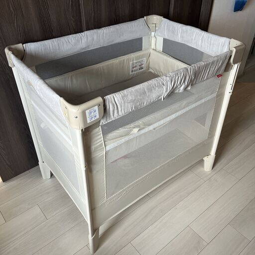 アップリカ　ココネル　エアープラス　AB（ホワイトベージュ）