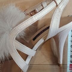23cmファーサンダル(新品未使用)の画像