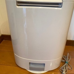 2006年製の除湿乾燥機ですの画像