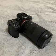 一眼レフとレンズのセット