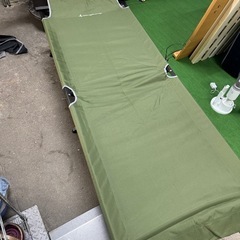 美品❗️キングキャンプ折りたたみアウトドアベッド