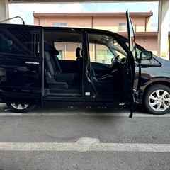 フリップダウンモニター付き☆走行 9万キロ台☆月々1.2万円〜分割払い可❗️車検2年付き！大人気☆日産 セレナ ハイウェイスター☆8人乗り☆☆ナビ☆走行中DVD見れます☆ETC☆バックカメラ☆ドラレコ付きのフル装備☆両側電動スライドドア☆クルーズコントロール搭載☆ウィンカーミラー☆フル装備☆車内広々三列シート‼️の画像