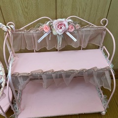 ハンドメイド飾り棚　の画像