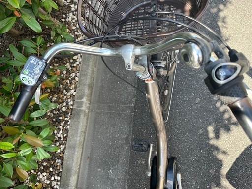 東京23区配達無料　新基準　ヤマハ　パスナチュラ　8.9Ah リチウム 電動自転車 中古