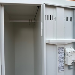定価19万　8人用ロッカー　ダイヤル錠 　生興 検索キーあり　SLDW-8-D 中古の画像