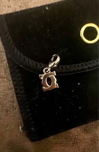 最安　極美品　カルティエ　ベビー　ミニ　チャーム　WG ホワイトゴールド　1.5g