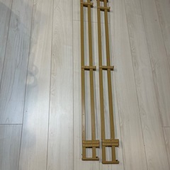 ニトリ　木目調カーテンレールの画像