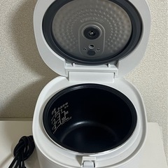 炊飯器3合新品✨の画像