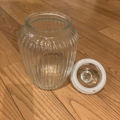 ガラスの容器未使用品の画像