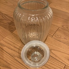 ガラスの容器未使用品の画像