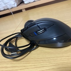 エレコム トラックボールマウス 人差し指 8ボタン チルト機能 有線 ブラック M-DT1URBKの画像