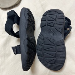 幼児用サンダルtevaの画像