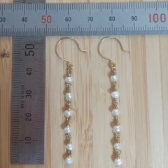 淡水パールのゴールドピアス　アンキャシェット　好きな方に ハンドメイドピアスの画像