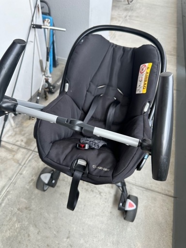 大人気トラベルシステム！チャイルドシート＆ベビーカー
