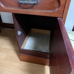 【名古屋市西区】　中古　ドレッサー　鏡台　キズ汚れあり　受け渡しはいつでもokの画像