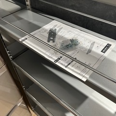 ステンレス隙間収納棚2年使用の画像