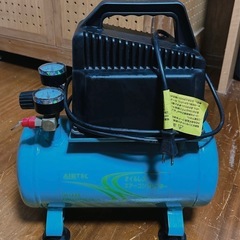 コンプレッサー