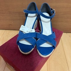 新品　サンダルの画像