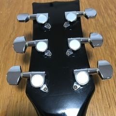 とてもキレイな音色のカッコいいアコースティックギター❣️の画像