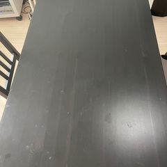 IKEA ダイニングテーブル　イスの画像