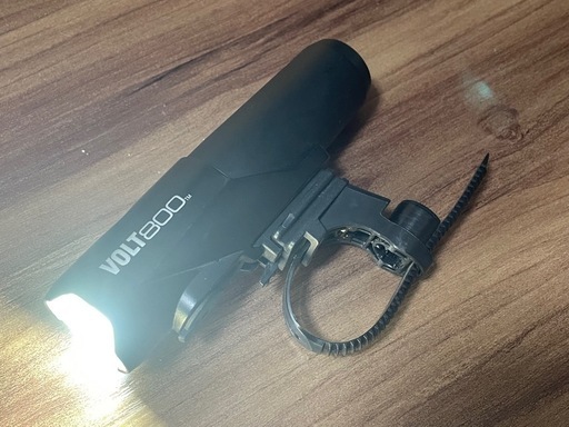 ◎断捨離◎⭐︎自転車ライト⭐︎CATEYE キャットアイ VOLT(ボルト)800⭐︎