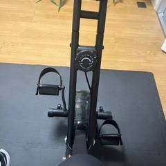 STEADY フィットネスバイク 【 Designed in Japan 独自開発の非接触式airホイール®︎ / 静音/専用モニター (心拍数/距離/カロリー/スピード) 折りたたみ 】ST120 タブレットホルダー 背もたれありの画像