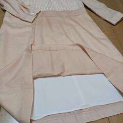 人気ブランドOPAQUE　新品タグ付き　長袖襟付き膝丈ワンピース　Ｓ、Mサイズ　タグ付きの画像