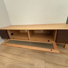 テレビ台の画像