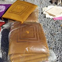 座ぶとん売ります