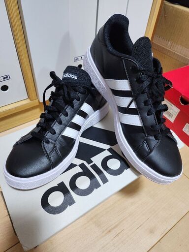 adidas 26.5 黒 アディダス GW9251