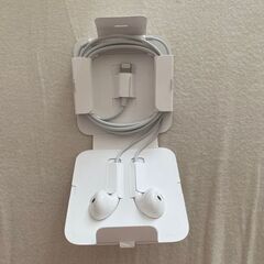 売り切れ　iPhone 純正イヤホン