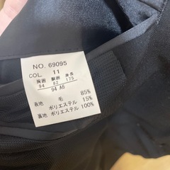 男性用スーツの画像