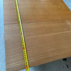 木製テーブル　可変　
の画像